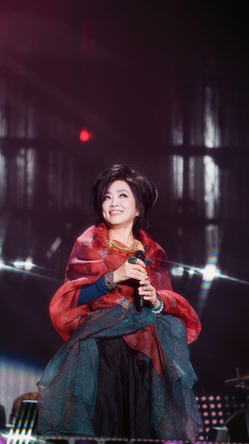 齊豫笑說「人生七十才開始」，正面迎擊最大挑戰。（圖／滾石唱片提供）