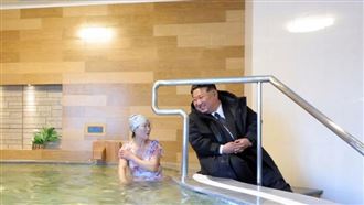 金正恩視察女湯「笑容藏不住」　畫面曝光