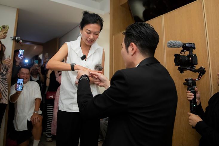 蕭敬騰在林有慧生日當天求婚。（圖／喜鵲音樂提供）