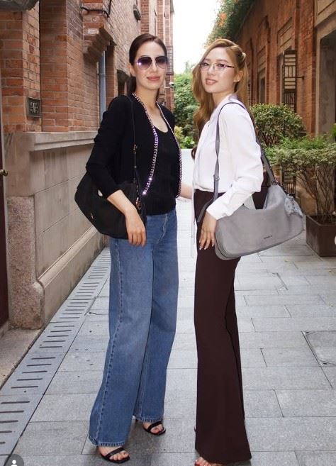 甄濟如（右）遺傳了媽媽汪詩詩（左）的名模身材。（圖／翻攝自汪詩詩IG）