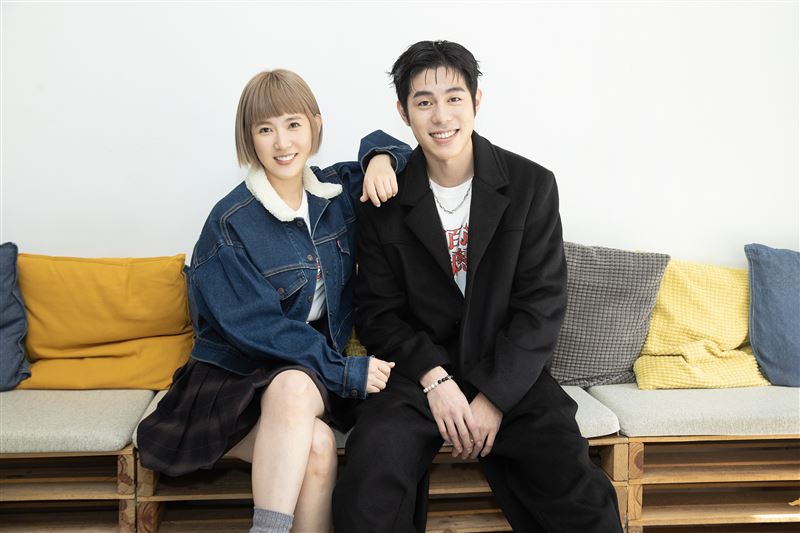 孫可芳（左）、詹懷雲（右）接受《三立新聞網》專訪。（圖／彼此影業提供）