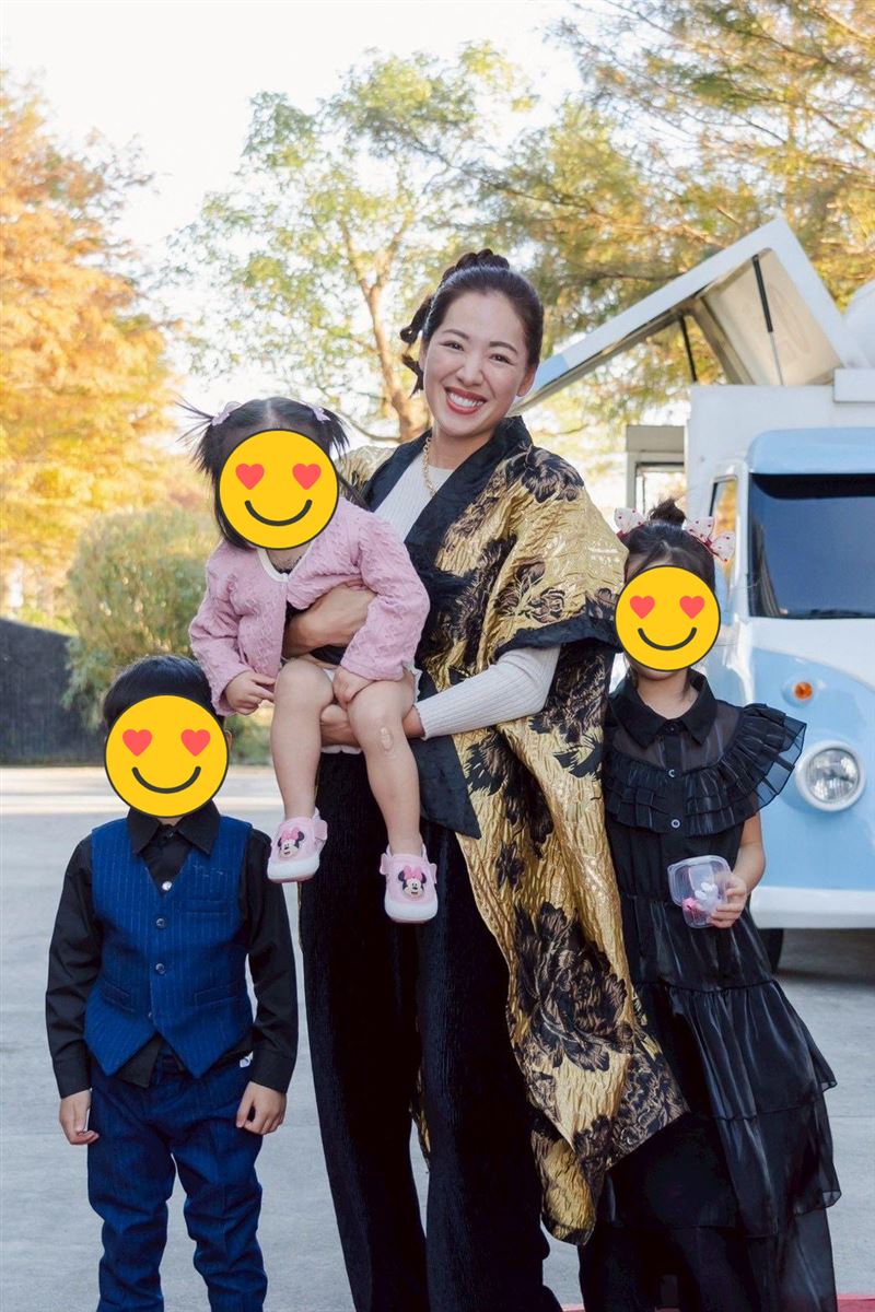 劉伊心育有3個寶貝。（圖／源鑛娛樂提供）