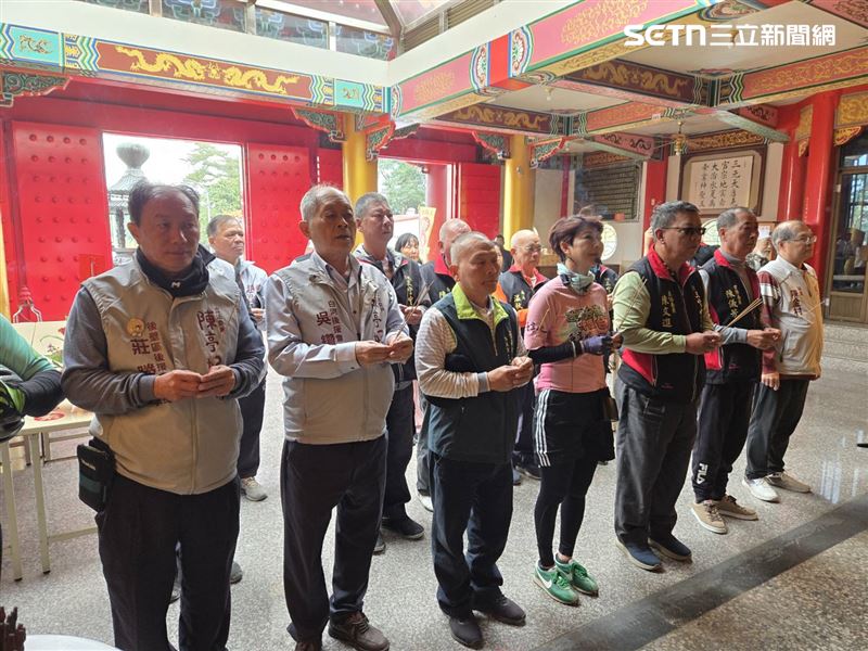 初選勝出獲民進黨正式提名！陳亭妃即刻啟動「鐵馬謝票」，首站白河出發。（圖／陳亭妃辦公室提供）