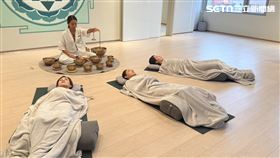 頌缽課程約莫1小時。（圖／記者李育道攝影）