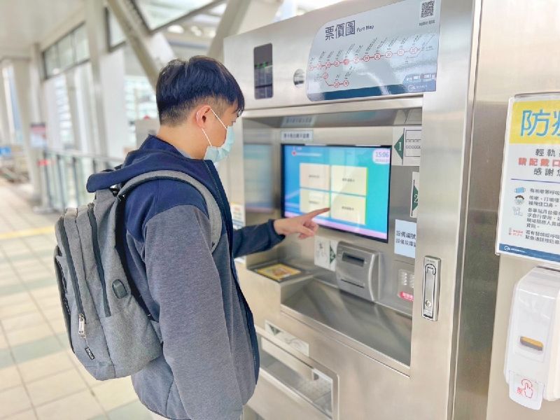 淡海、安坑輕軌常客回饋金，未領取總金額高達441萬餘元，領取只到1月31日。（圖／中央社）