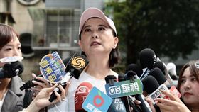 王鴻薇昨天po文酸總統賴清德不如高市早苗，「不敢重選沒有GUTS」。（圖／鏡週刊）