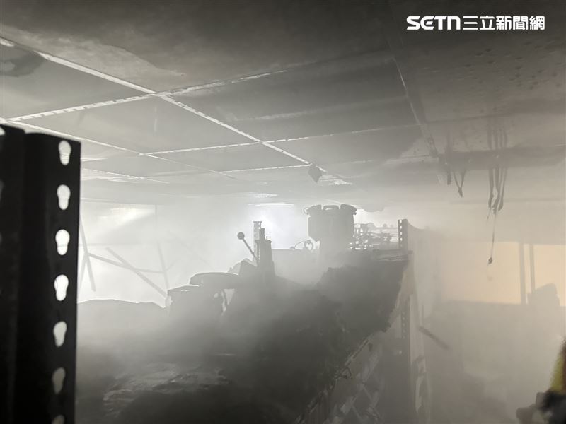 台南國家科學技術委員會「3F無人機區」起火，高鐵人員目擊打119。（圖／翻攝畫面）
