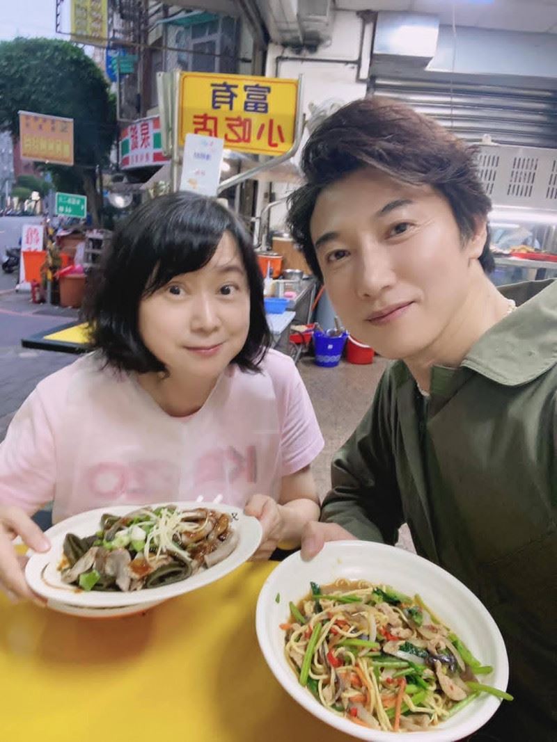 陳鴻透露王月近況。(圖／翻攝自臉書）