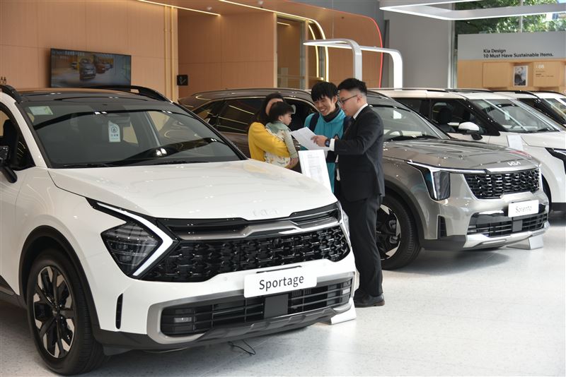 Kia Select原廠精選中古車，將於1月25日在高雄民族展示中心登場。（圖／Kia提供）