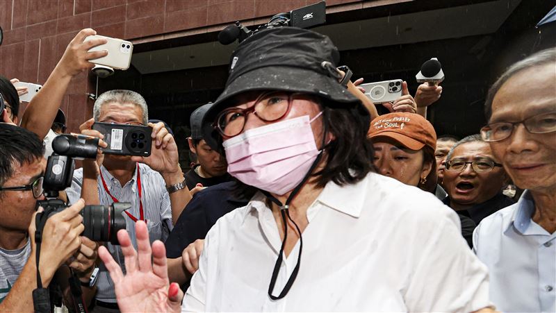 黃呂錦茹聲請撤科技監控　北院改電子手鐶
