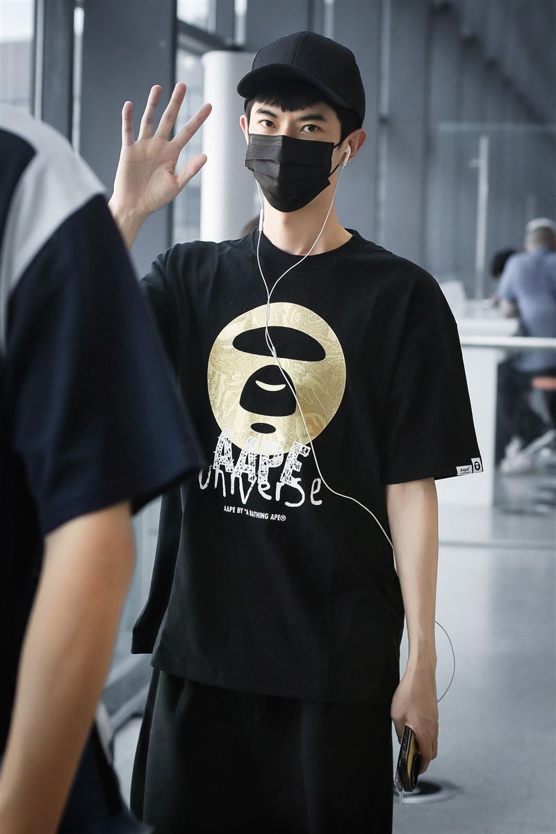 于朦朧最後一次現身時間不長，話不多，卻被不少粉絲形容「狀態安靜得不尋常」。（圖／翻攝自FB）