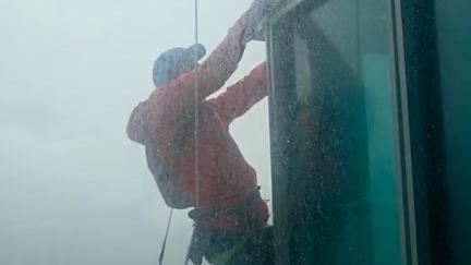 霍諾德試爬101畫面曝!網友驚呼:大神來了