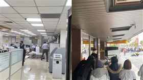 採訪車撞進彰化銀行　她曝：公司忽然震一下。（圖／網友lay_lay_layla授權提供）