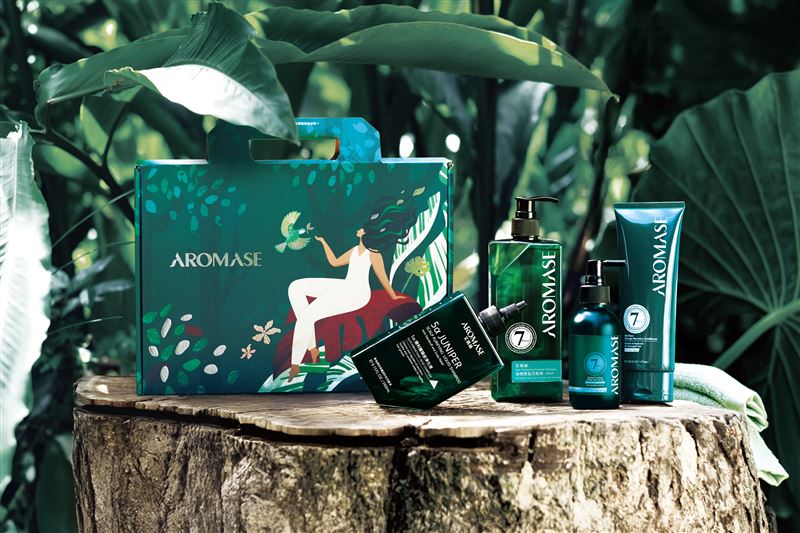 艾瑪絲2026節慶限定禮盒，集結品牌旗下熱銷明星商品，搭配森林系永續包裝設計，在家就能享受沙龍級頭皮SPA體驗。（圖／品牌業者提供）
