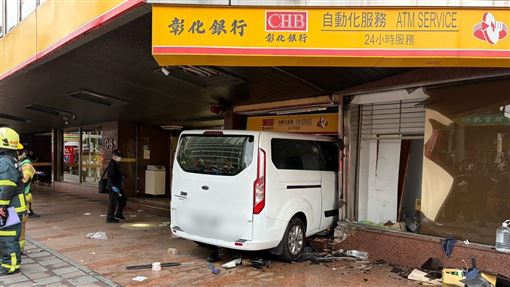 採訪車撞彰銀　司機50萬元交保限出境出海