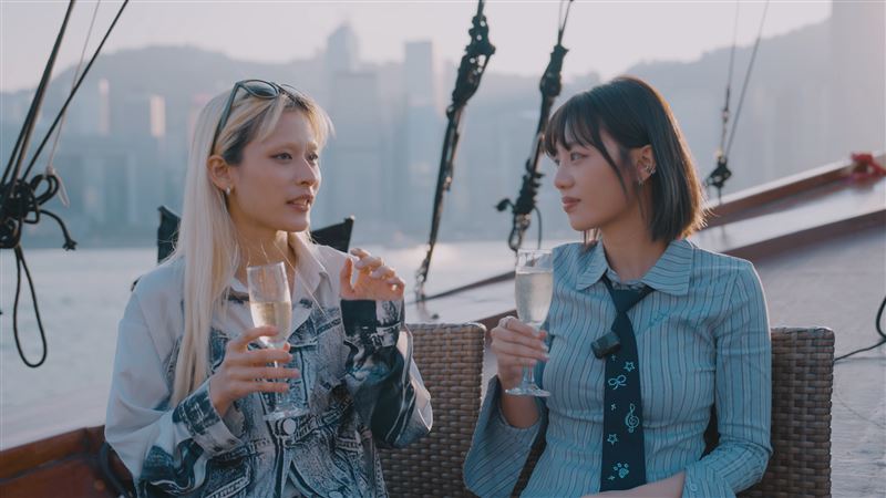 新生代最受矚目的主持人木木，開設YT節目《下一站，MU的地》！首集JUD 陳泳希、林宥嘉驚喜出演。（圖／華研國際提供）