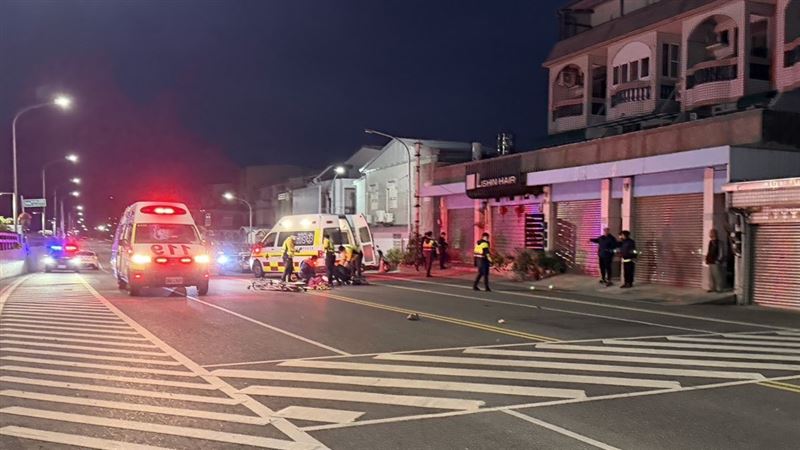 陳姓國中生無照、酒駕騎機車撞飛兩名晨運婦人。（圖／翻攝畫面）