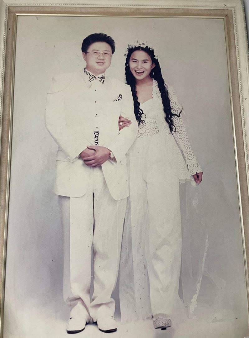 裘海正1996年與嘉義養豬大戶馬文鴻結婚。（圖／翻攝自臉書）