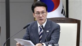 南韓國務總理金民錫與美國副總統范斯舉行會談，並針對近期延燒的酷澎爭議，親自向美方說明。（圖／翻攝自Minseok Kim臉書）