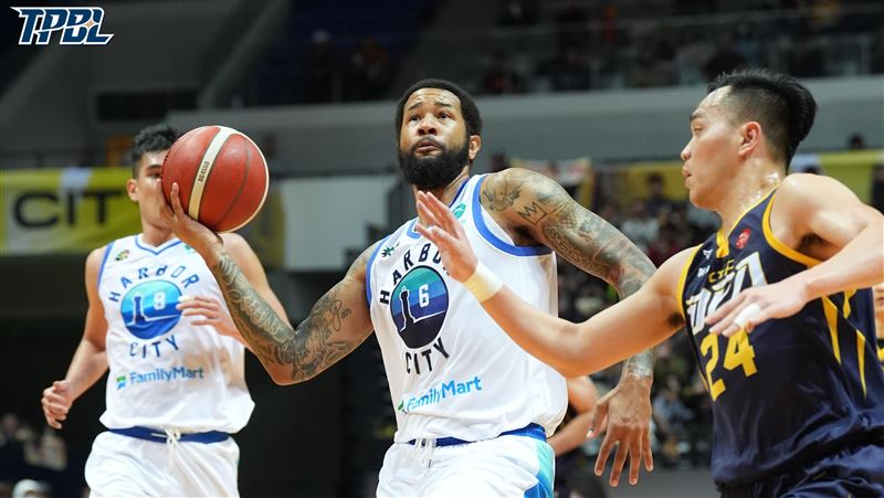 高雄全家海神歐提斯。（圖／TPBL提供）