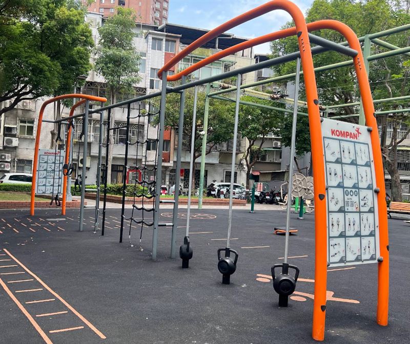 網友點名，北投的立農公園也有強度大的健身設施。（圖／翻攝自Google地圖）