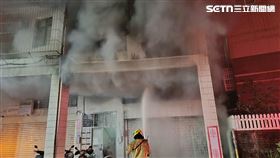 火警,基隆市,安樂區,民宅,基隆,車輛,起火（圖／翻攝畫面）