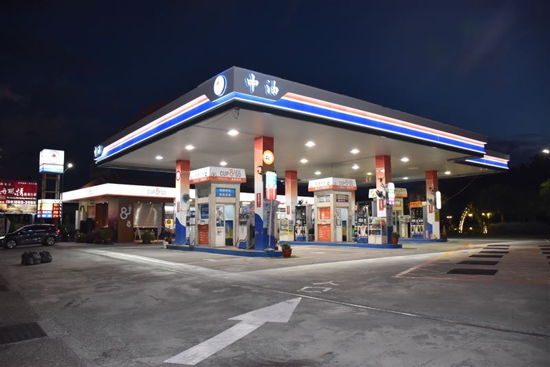 明（26）日起汽油調降0.1元、柴油價格不調整。（圖／翻攝自經濟部）