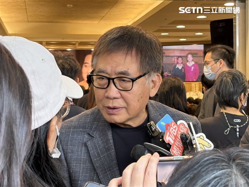 梁修身告別老友。（圖／記者趙于瑩攝影）