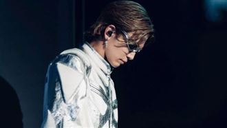 岩田剛典跪了！一句想紅逼哭全場台粉嗨翻