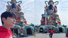 SJ厲旭合照玄天上帝。（圖／翻攝自厲旭IG）