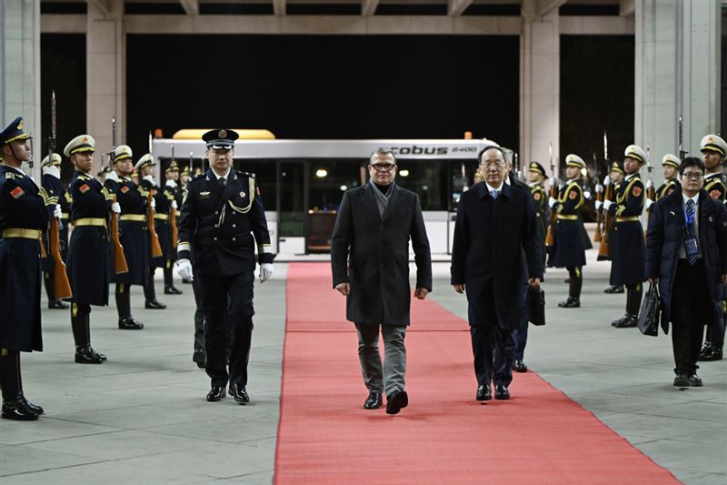 芬蘭總理佩特里&middot;奧爾波於週日抵達北津，對中國進行正式訪問，訪問將持續至週三。（圖／翻攝ｘ＠ChinaDaily）