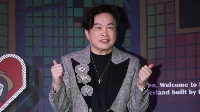 康康赴Lulu婚宴。（圖／記者鄭孟晃攝影）