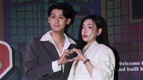 許允樂與李玉璽婚後首露面。（圖／記者鄭孟晃攝影）