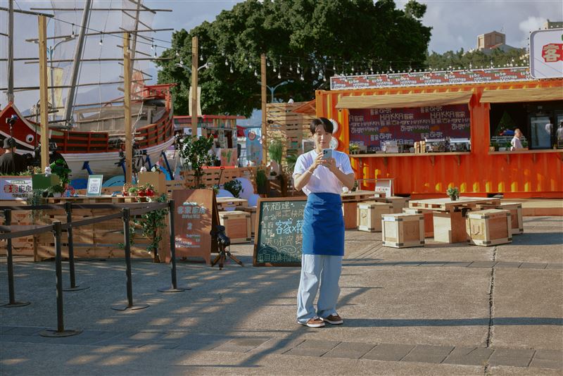 利特紀錄最後營業日的狀況。（圖／客台提供）