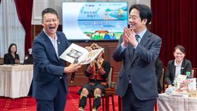 賴清德總統今（26）日接見2025年「國際青年大使交流計畫」訪團及「農業青年大使『新南向』交流計畫」訪團。（圖／總統府提供）