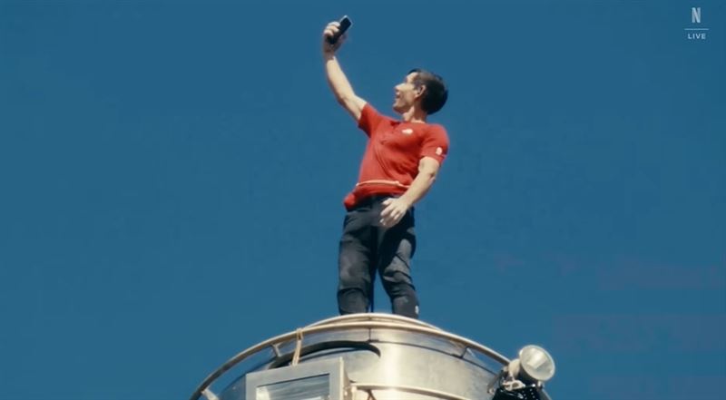 震撼！霍諾德徒手獨攀101吐心聲：這條路「沒人支持」，只有我為愛而行。（圖／翻攝自Netflix Sports、翻攝自Netflix）