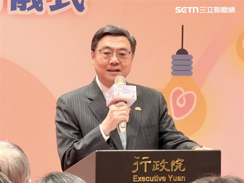 行政院長卓榮泰今（26）日下午接見投入花蓮光復鄉救災大學暨表揚儀式。(圖／記者盧素梅攝影）