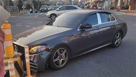 賴清美,彰化市,切西瓜,賓士車,車道,和美,庇護島（圖／翻攝畫面）