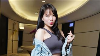 諶多芬恢單首公開露面。（圖／娛樂中心攝）