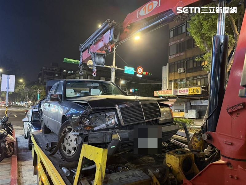 其中，謝女胸悶送空總醫治，意識清醒，無生命危險。（圖／翻攝畫面）