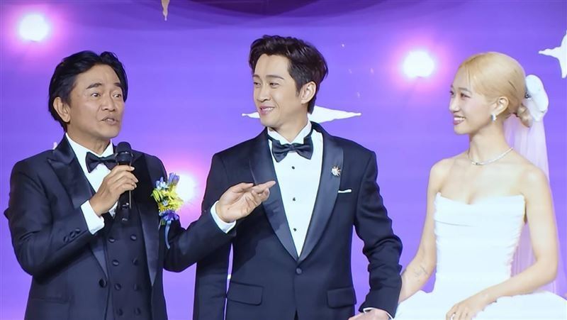 陳漢典與LuLu在台北文華東方酒店舉辦夢幻婚宴，嘉賓陣容媲美「三金」年度盛會。（圖／記者鄭孟晃翻攝）