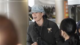 黃鐙輝前來相送。（圖／記者趙于瑩攝影）