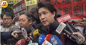 曾律師說，對剴剴外婆來說，這是她一輩子的痛，希望從這個血淚教訓中，讓社會更重視兒少保護。（圖／ＣＴＷＡＮＴ）