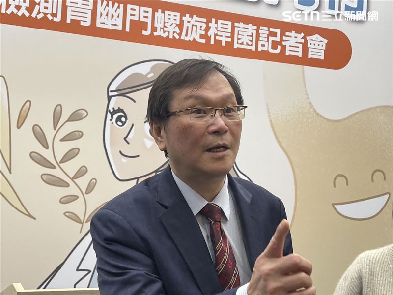 衛福部常務次長莊人祥呼籲，符合資格民眾可以善用公費「糞便抗原檢測胃幽門螺旋桿菌」服務。（圖／記者蔣季容攝影）
