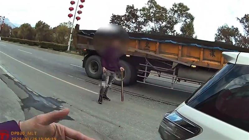 花蓮逆子借車遭拒！揮舞開山刀球棒下場曝