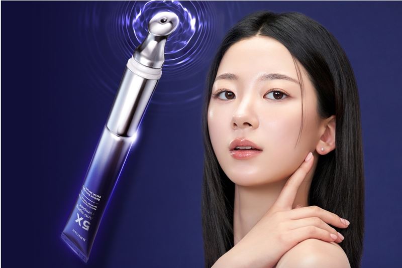 晚睡臉、螢幕臉、累到垮的臉：亞洲人最需要的三步驟抗老保養秘技「媛生抗皺藍熨斗」從舒緩、導入到抗老修復，以三步驟回應現代肌膚最迫切的疲態需求。(圖／業者提供)