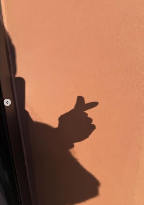 金宇彬、申敏兒完婚後，被粉絲目擊兩人在西班牙度蜜月。（圖／翻攝自IG @illusomina）