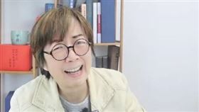 黃智賢大笑黃國昌草包，中英文都比她爛（圖／翻攝自黃智賢夜問YT）