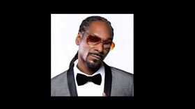 殿堂級饒舌天王史努比狗狗（Snoop Dogg）在擁有超過4700萬人追蹤的臉書帳號，上傳一支以自己「攀爬台北101」為主角的短片。（圖／翻攝自史努比狗狗FB）
