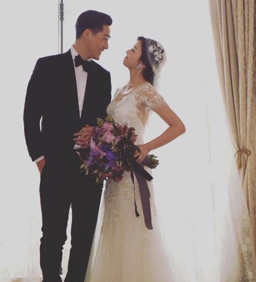 談到婚姻走過10年，也迎來俗稱「錫婚」的里程碑，喻虹淵形容這段關係並非童話，而是和所有人一樣，在柴米油鹽中慢慢累積而成。（圖／翻攝自IG）